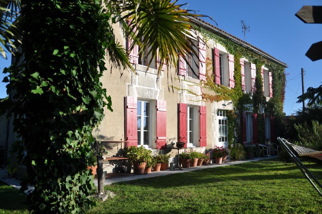 La Maison De Rose Bed & Breakfast Brossac Luaran gambar
