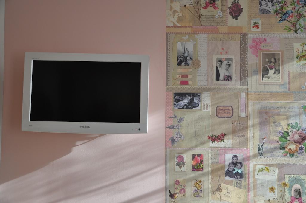 La Maison De Rose Bed & Breakfast Brossac Bilik gambar